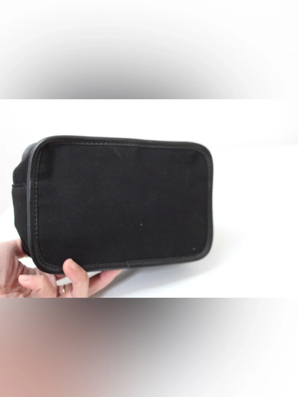 Yves Saint Laurent parfums Make Up Bag